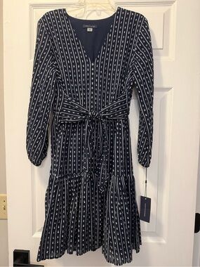 Mini/midi Navy 6p tiered dress